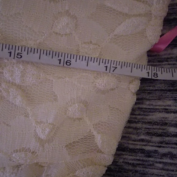 Cream and lace Isaac dress - Picture 5 of 8